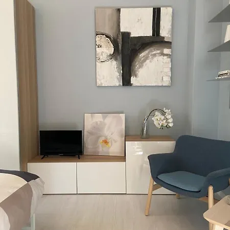 Designhouse Apartment